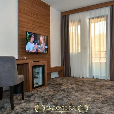 Hotel Emrovic Raj Novi Pazar