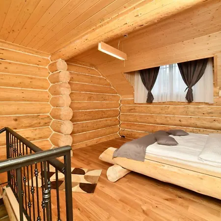 Emrovic Raj Novi Pazar