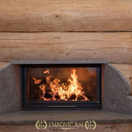 Emrovic Raj 4* 新帕扎尔