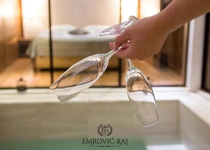 Emrovic Raj Hotel Novi Pazar